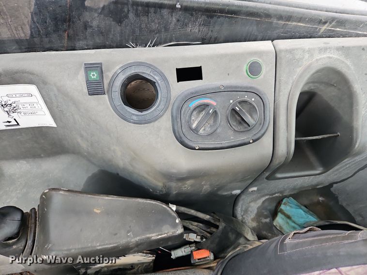 image for item DN7036 New Holland  telehandler