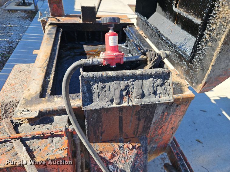 image for item DN7038 Oil kettle