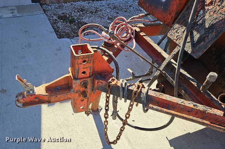 image for item DN7038 Oil kettle