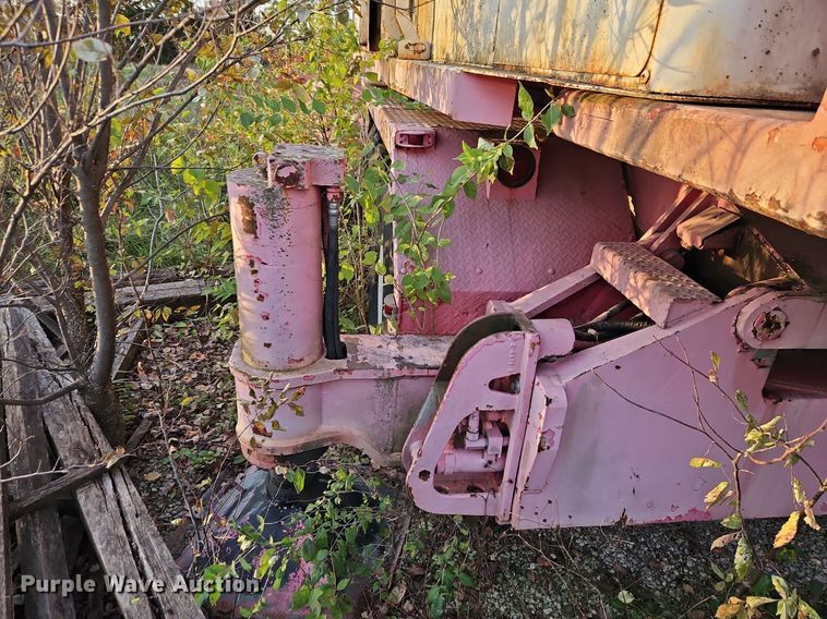 image for item DN7050 FMC Link-Belt  crane