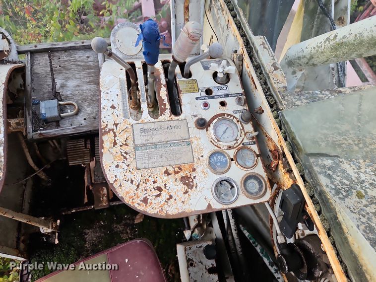 image for item DN7050 FMC Link-Belt  crane