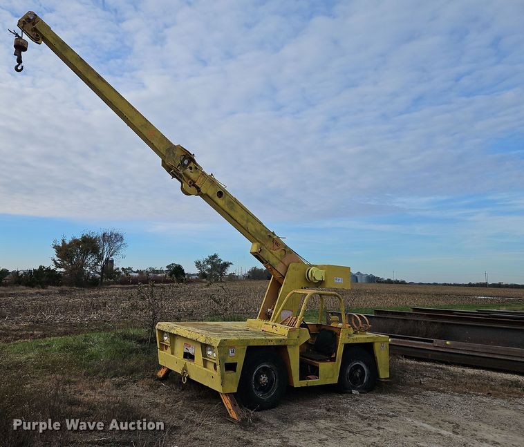 image for item DN7051 Broderson IC801B  crane