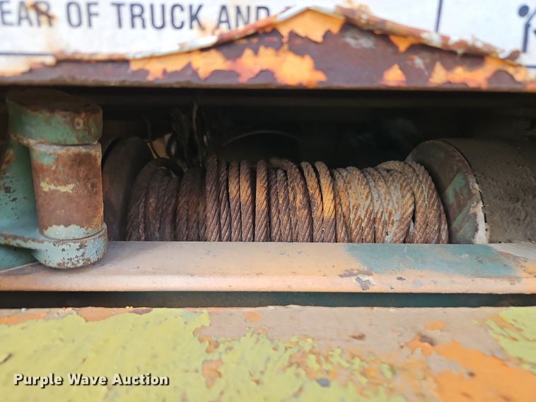 image for item DN7051 Broderson IC801B  crane