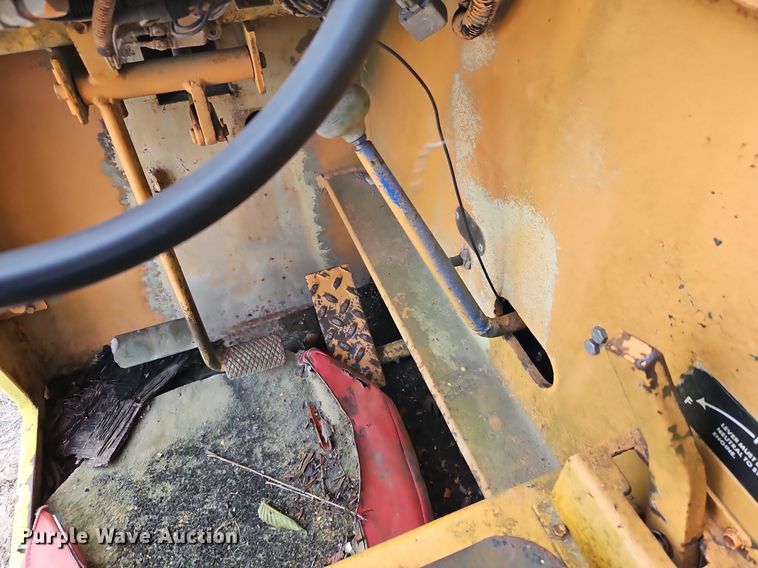 image for item DN7051 Broderson IC801B  crane