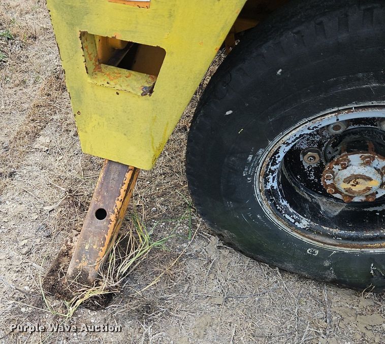 image for item DN7051 Broderson IC801B  crane