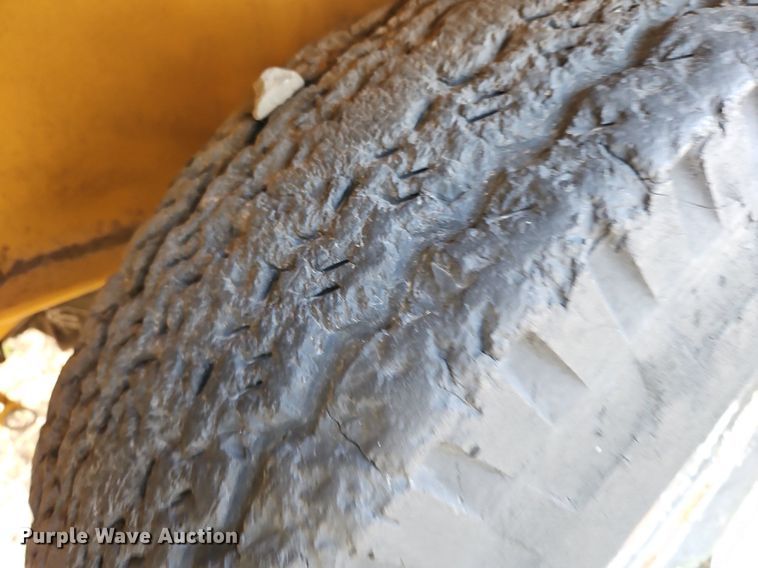 image for item DN7051 Broderson IC801B  crane