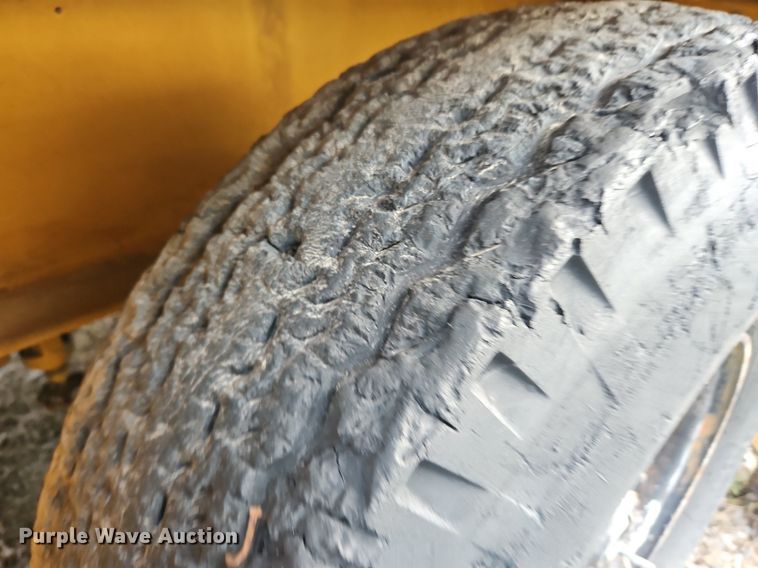 image for item DN7051 Broderson IC801B  crane