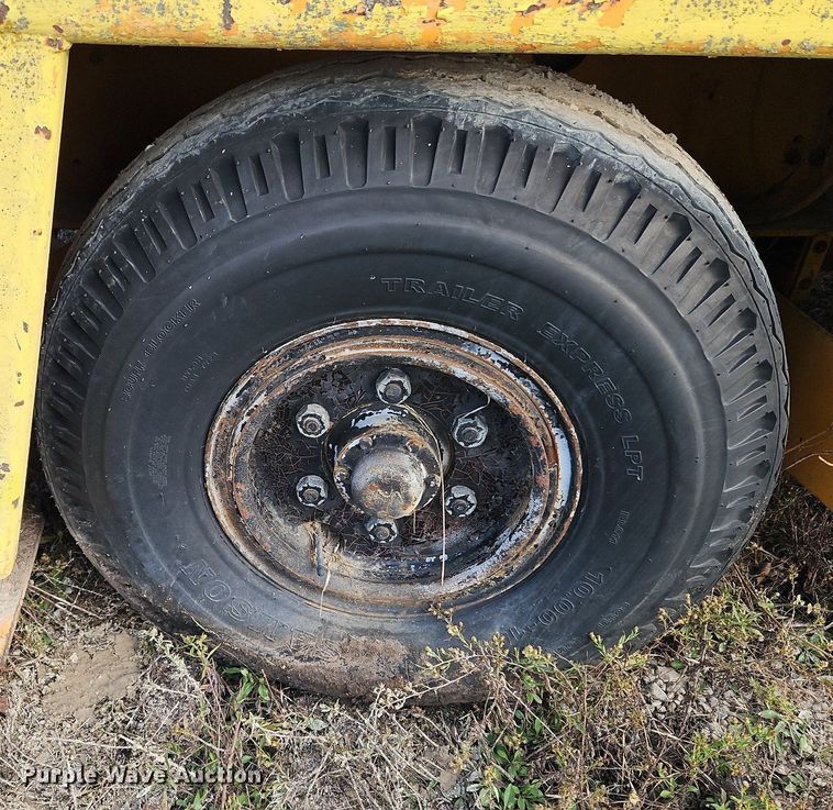 image for item DN7051 Broderson IC801B  crane