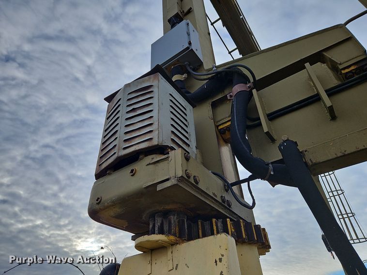 image for item DN7053 R.G. LeTourneau SHU-60  crane