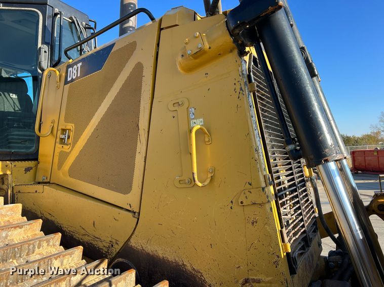 image for item DO2202 2011 Caterpillar D8T  dozer