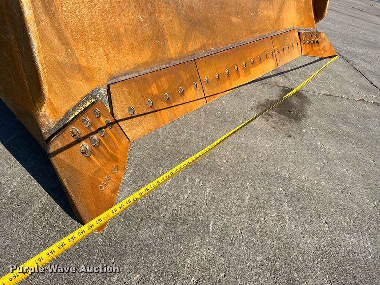 image for item DO2202 2011 Caterpillar D8T  dozer