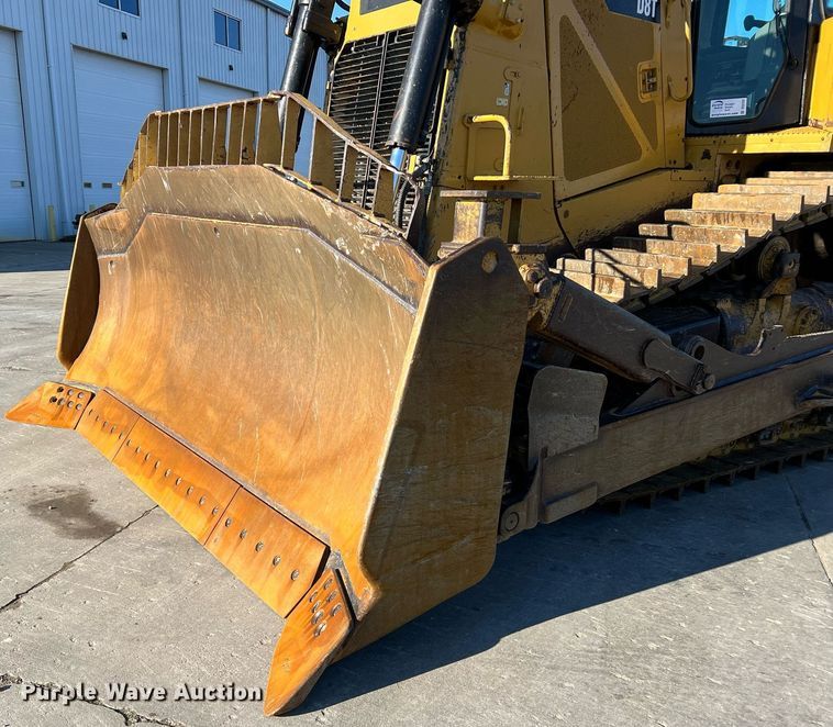 image for item DO2202 2011 Caterpillar D8T  dozer