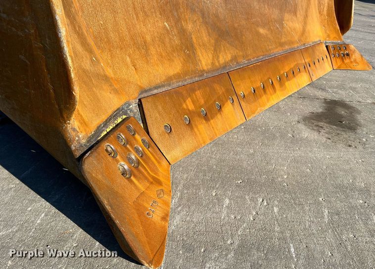 image for item DO2202 2011 Caterpillar D8T  dozer