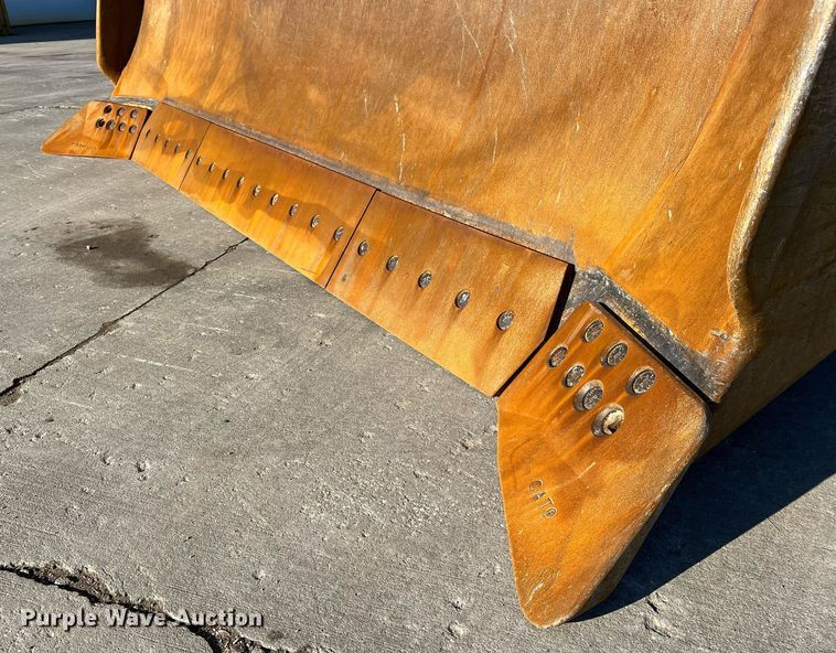 image for item DO2202 2011 Caterpillar D8T  dozer