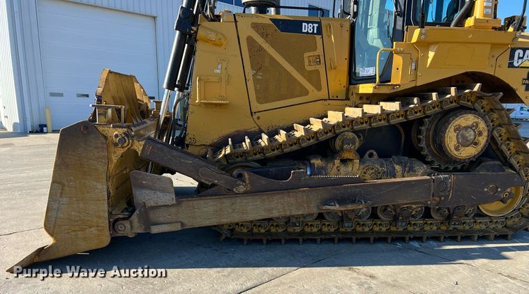 image for item DO2202 2011 Caterpillar D8T  dozer
