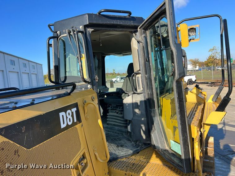 image for item DO2202 2011 Caterpillar D8T  dozer