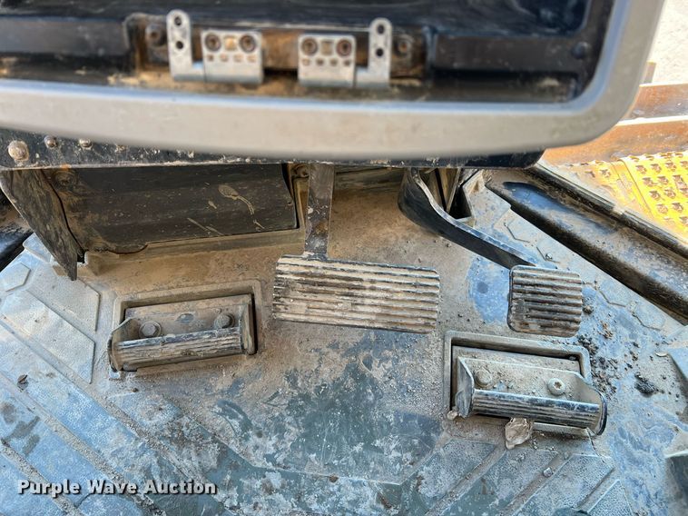 image for item DO2202 2011 Caterpillar D8T  dozer