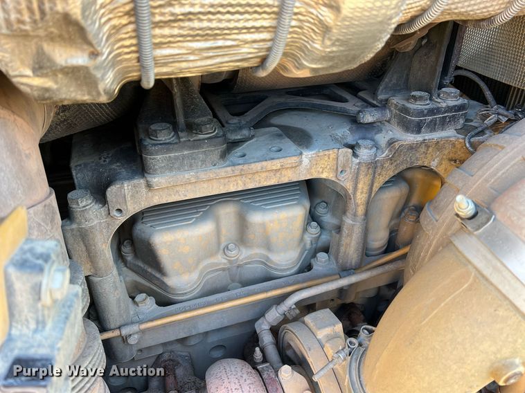 image for item DO2202 2011 Caterpillar D8T  dozer