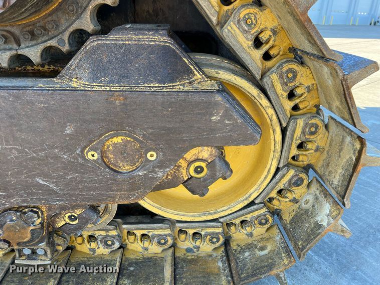 image for item DO2202 2011 Caterpillar D8T  dozer