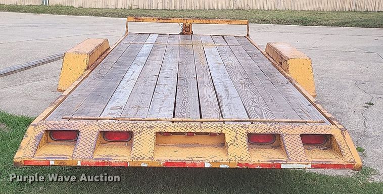 image for item DO4697 1998 Econoline Trailers LP217TE  equipment trailer