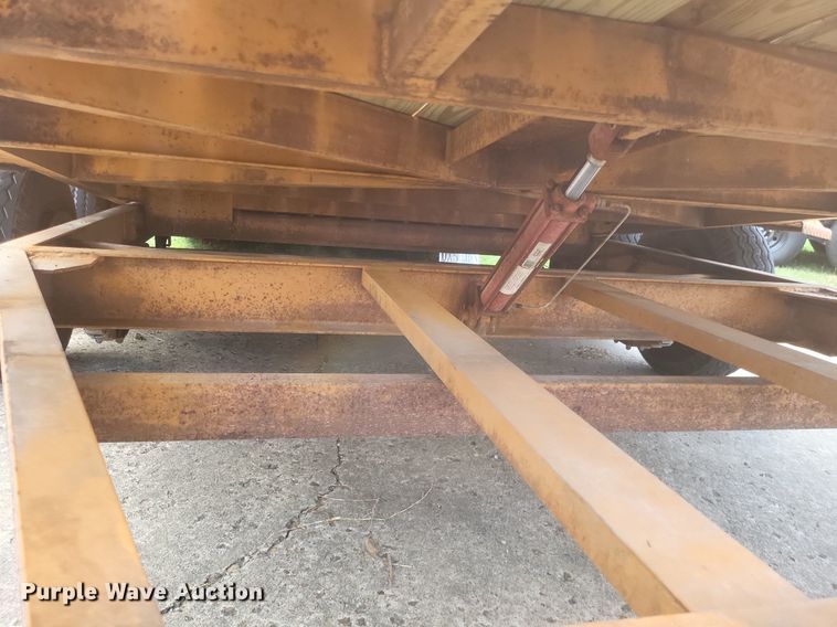 image for item DO4697 1998 Econoline Trailers LP217TE  equipment trailer