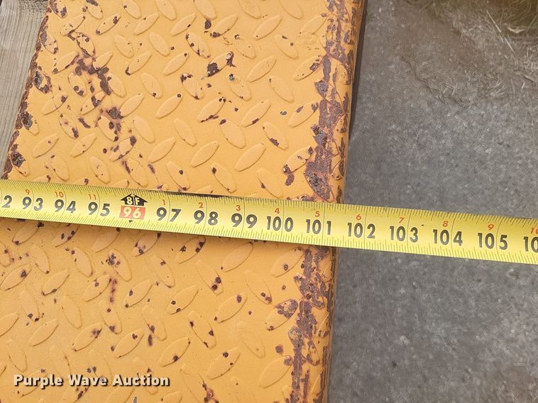 image for item DO4697 1998 Econoline Trailers LP217TE  equipment trailer