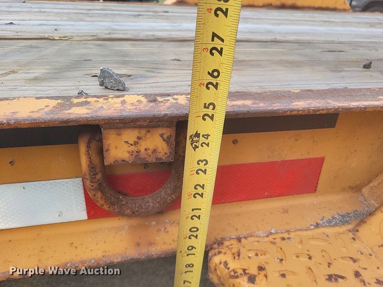 image for item DO4697 1998 Econoline Trailers LP217TE  equipment trailer