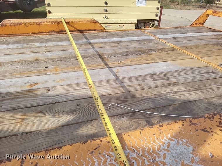 image for item DO4697 1998 Econoline Trailers LP217TE  equipment trailer