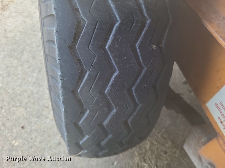 image for item DO4697 1998 Econoline Trailers LP217TE  equipment trailer