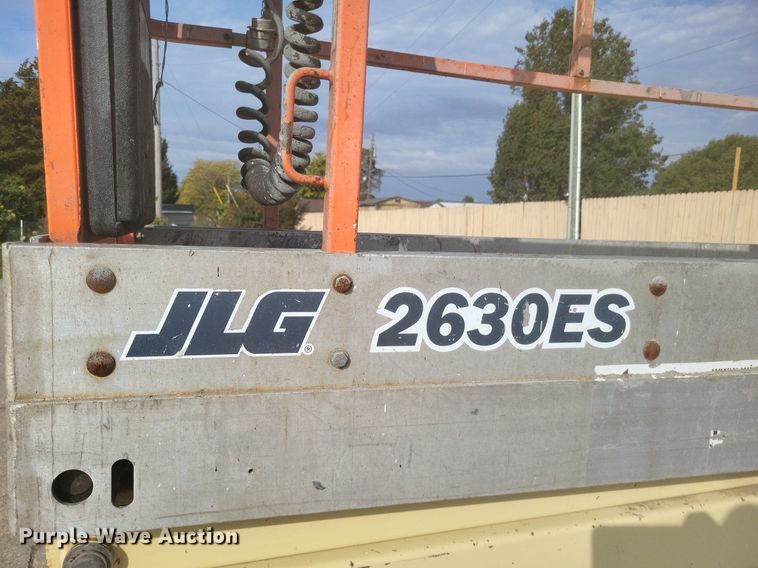 image for item DO4699 2007 JLG 2630ES  scissor lift
