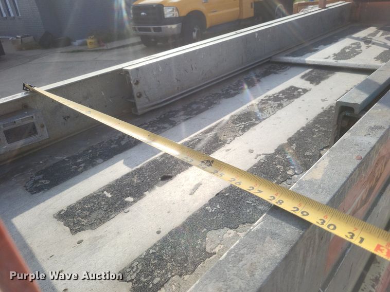 image for item DO4699 2007 JLG 2630ES  scissor lift