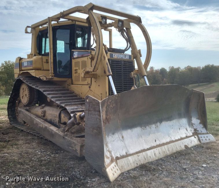 image for item DO4700 2004 Caterpillar D6R XW Series II  dozer