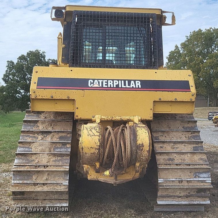 image for item DO4700 2004 Caterpillar D6R XW Series II  dozer