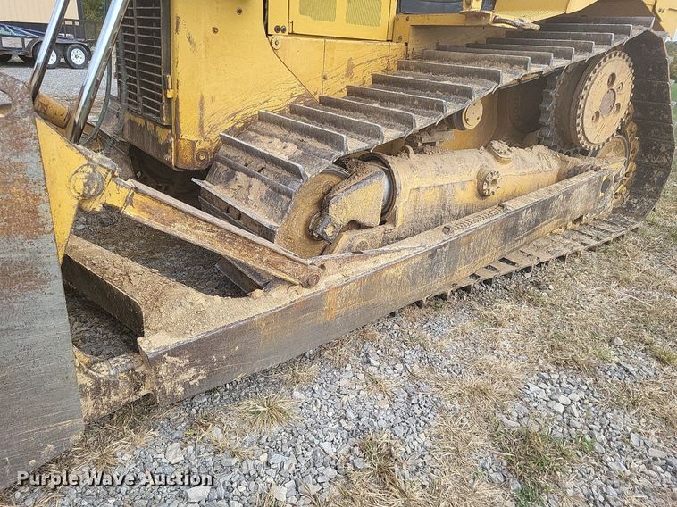 image for item DO4700 2004 Caterpillar D6R XW Series II  dozer