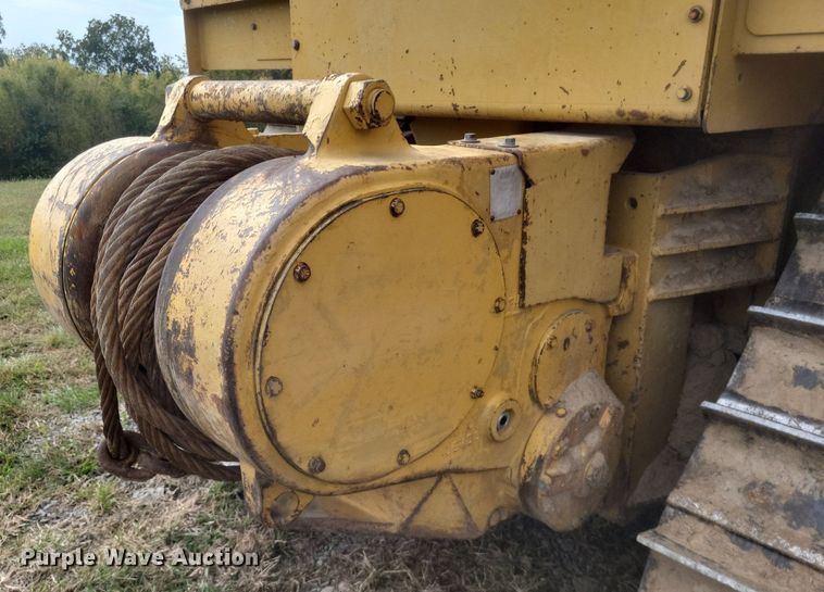 image for item DO4700 2004 Caterpillar D6R XW Series II  dozer