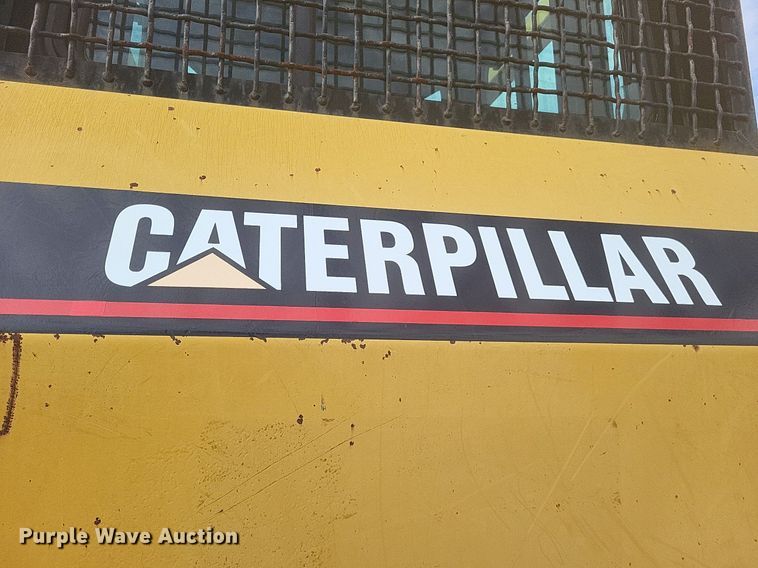 image for item DO4700 2004 Caterpillar D6R XW Series II  dozer