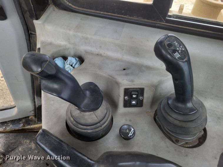 image for item DO4700 2004 Caterpillar D6R XW Series II  dozer