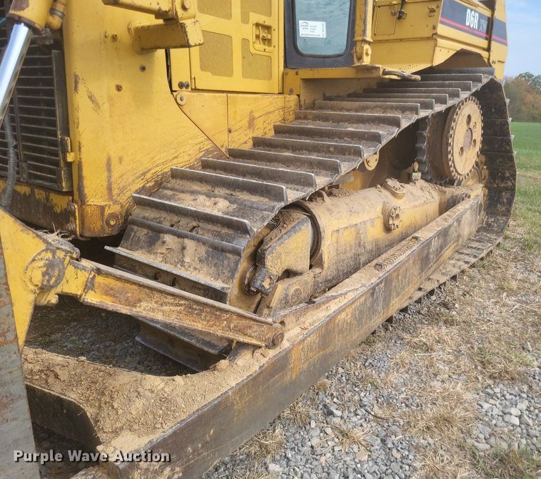 image for item DO4700 2004 Caterpillar D6R XW Series II  dozer