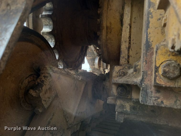 image for item DO4700 2004 Caterpillar D6R XW Series II  dozer