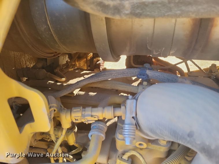 image for item DO4708 2020 John Deere  550K LGP dozer