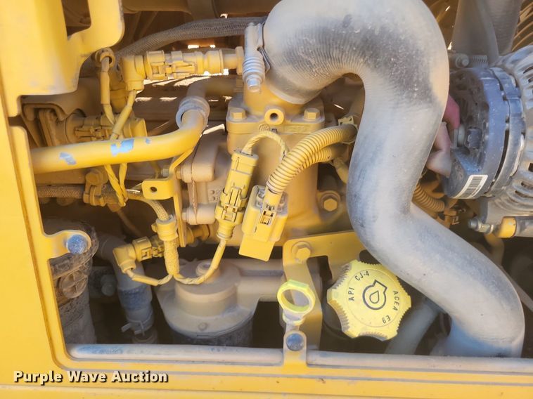 image for item DO4708 2020 John Deere  550K LGP dozer