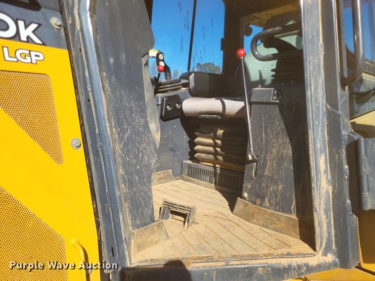 image for item DO4708 2020 John Deere  550K LGP dozer