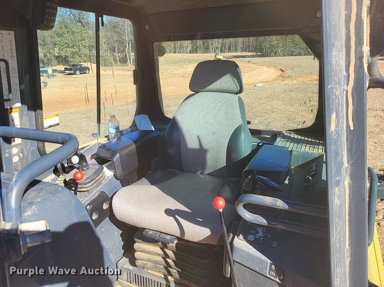 image for item DO4708 2020 John Deere  550K LGP dozer