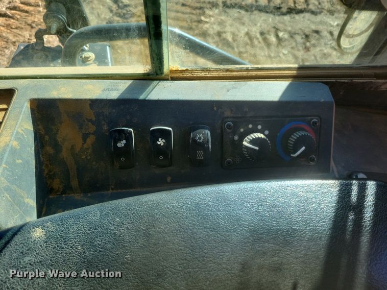 image for item DO4708 2020 John Deere  550K LGP dozer
