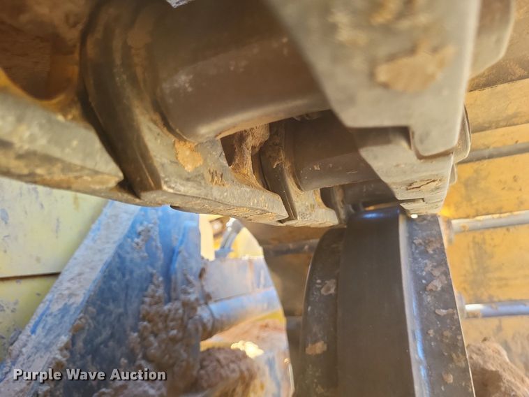 image for item DO4708 2020 John Deere  550K LGP dozer