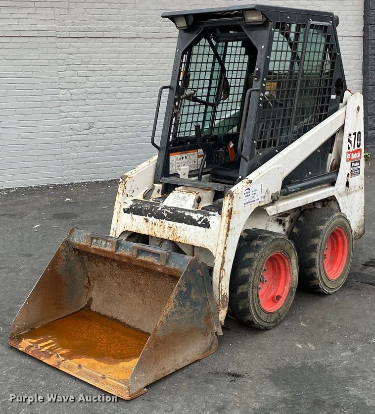 image for item DP0064 2017 Bobcat S70  skid steer loader