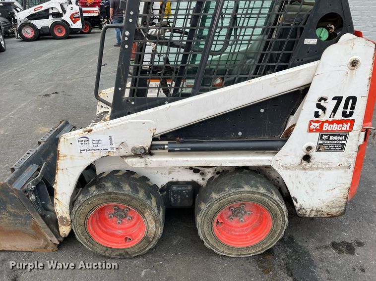 image for item DP0064 2017 Bobcat S70  skid steer loader