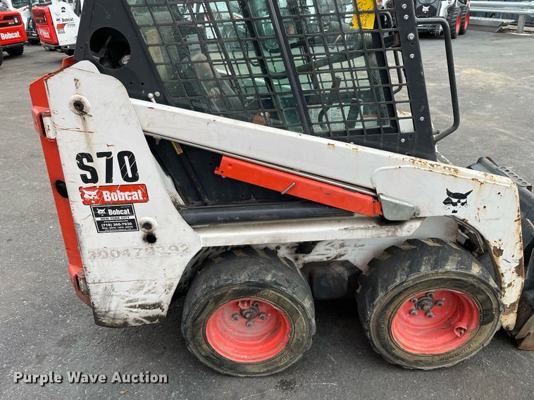 image for item DP0064 2017 Bobcat S70  skid steer loader