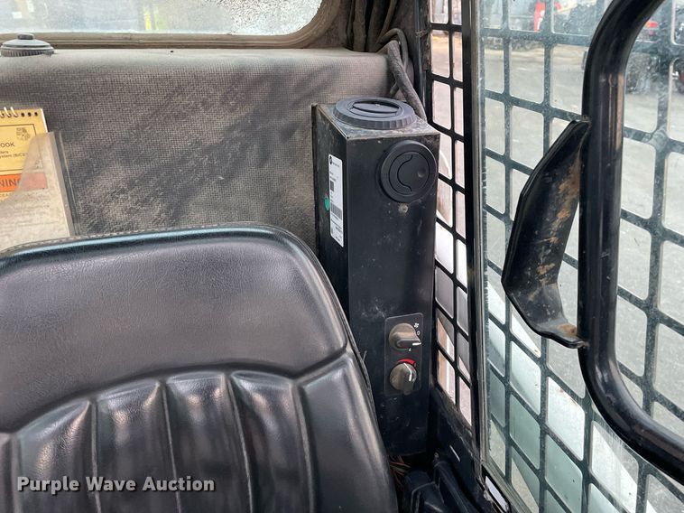 image for item DP0064 2017 Bobcat S70  skid steer loader