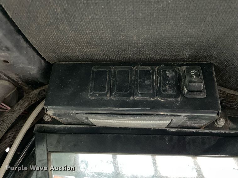 image for item DP0064 2017 Bobcat S70  skid steer loader